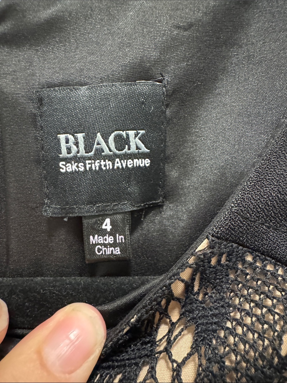 🆕Black label Saks Fifth Avenue Black Lace Midi Dress with Nude Lining. 4. NWOT!🔥 - Picture 2 of 3